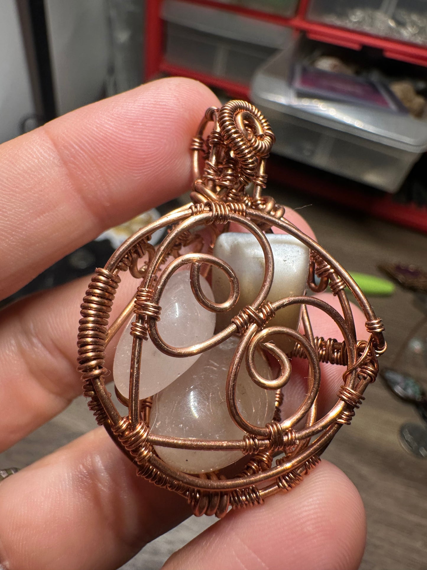 Interchangeable crystal locket copper pendant