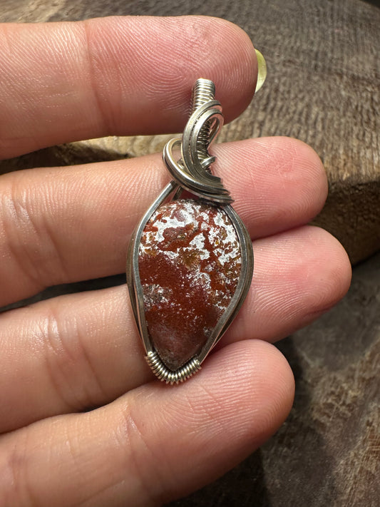 Rosetta agate sterling pendant