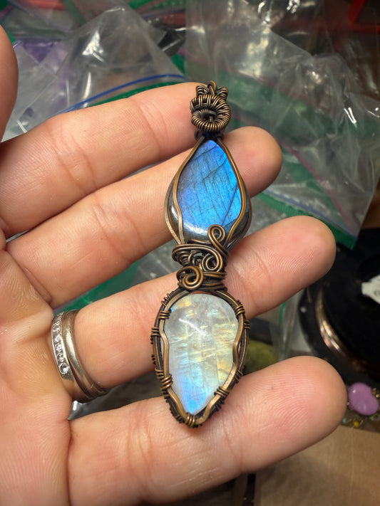 Labradorite & moonstone copper pendant