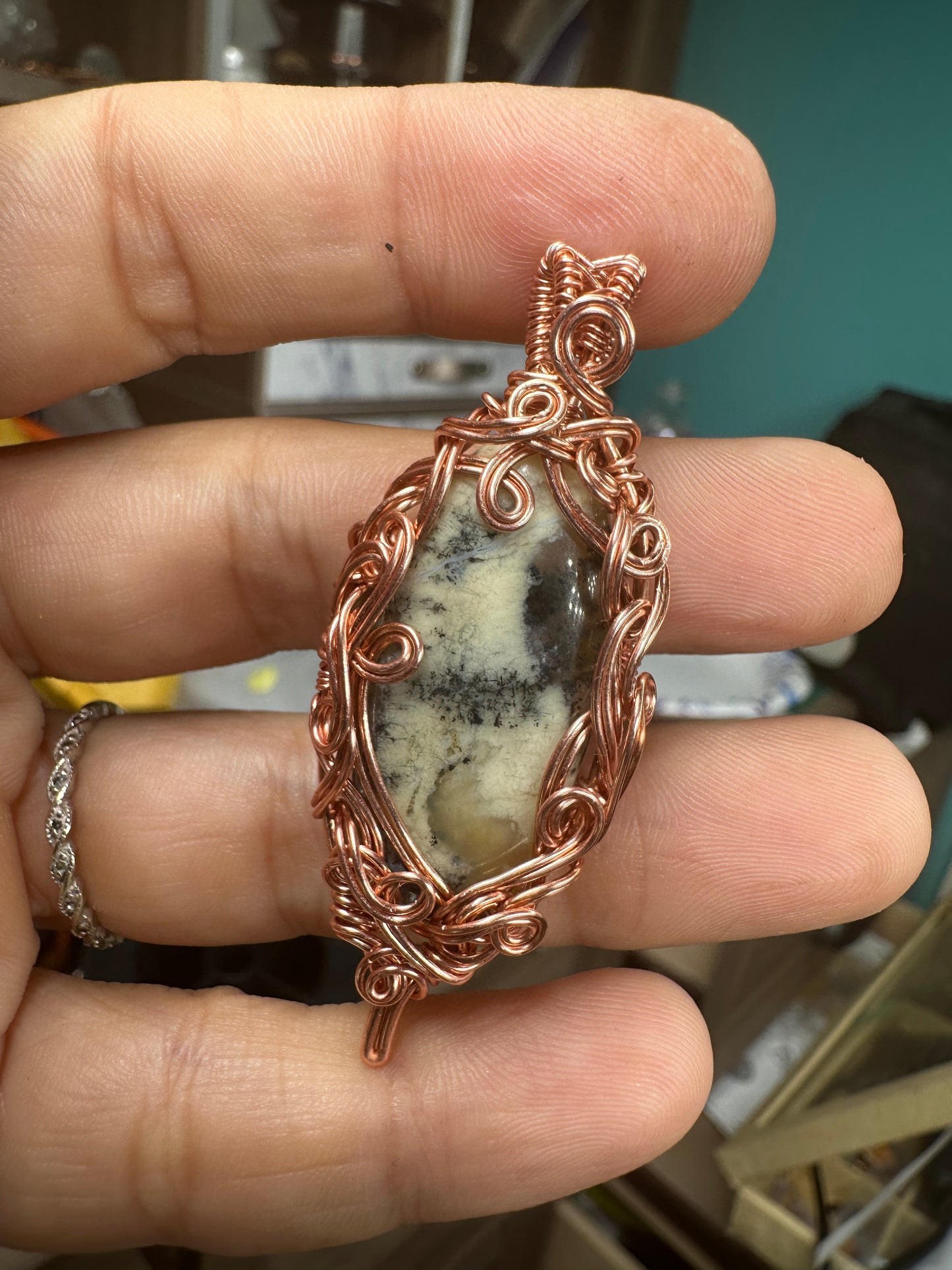 Dendritic agate copper pendant