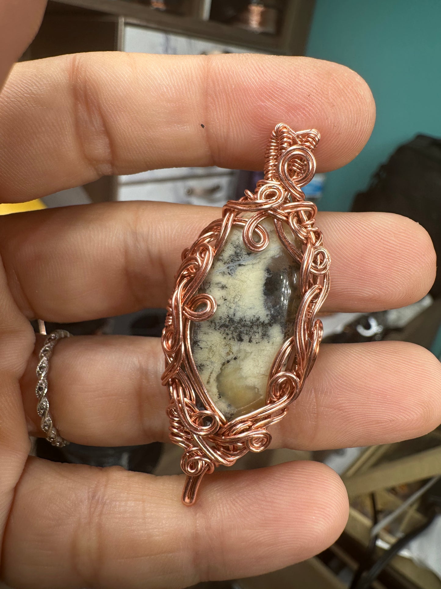 Dendritic agate copper pendant