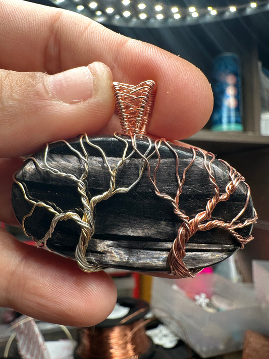 Double tree of life pendant